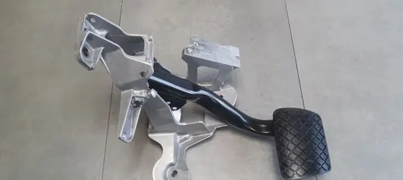 Audi Q8 Brake pedal bracket assembly 4M1723117F