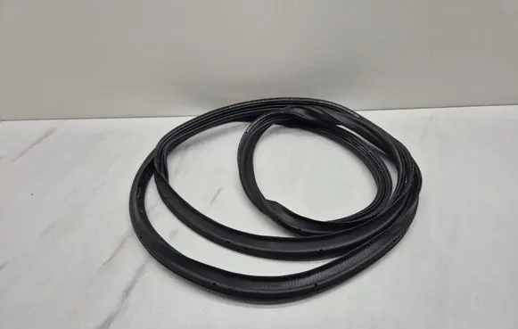 Volkswagen ID.3 Trunk rubber seal (body) 10A827705B