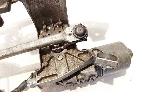 Ford Focus C-MAX Wiper motor 0390241724 3m5117508aa