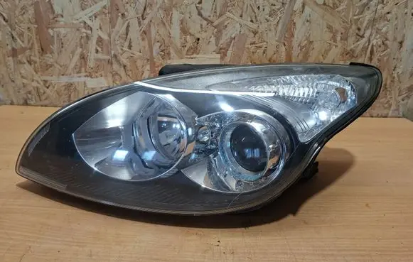 Hyundai i30 Headlight/headlamp 921012RXXX