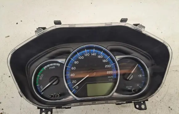 Toyota Yaris Speedometer (instrument cluster) 838000UC90