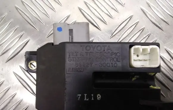 Lexus GS 300 400 430 Steering rack control module 8922730010
