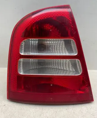Skoda Octavia Mk1 (1U) Rear/tail lights 1U6945095 J3X13441BA 1U6945111