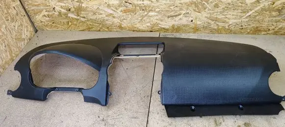 Mitsubishi Colt Dashboard MR951727 MR951769 32872000