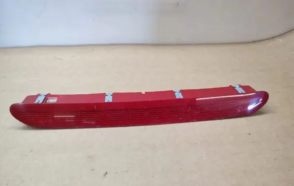Volkswagen Tiguan Third/center stoplight 1K6945097A