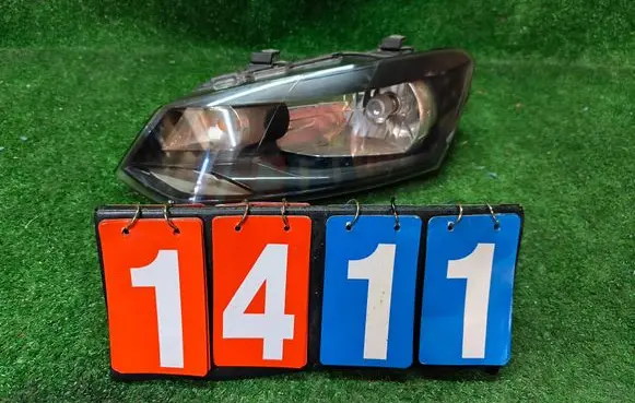 Volkswagen Polo V 6R Headlight/headlamp L88C6068