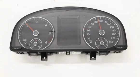Speedometer (instrument cluster)