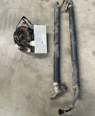 BMW 5 GT F07 Tailgate hydraulic set 7317512 004000000 F005V01134