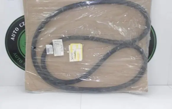 Seat Ateca Front door rubber seal 575867366