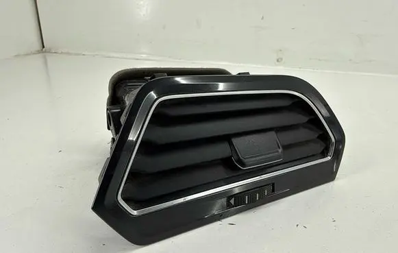 Volkswagen Tiguan Allspace 5NN819710