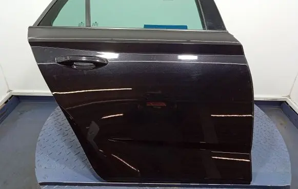 Skoda Citigo Rear door