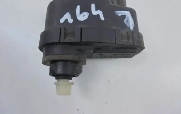 Alfa Romeo 164 Headlight level adjustment motor 0307851313