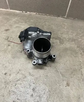 Audi A4 S4 B8 8K Throttle valve A2C83076000