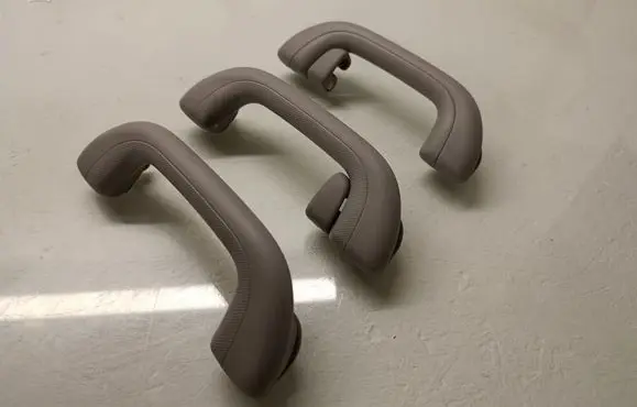 KIA Sportage A set of handles for the ceiling 