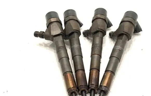 Jeep Cherokee Fuel injectors set 0445110419