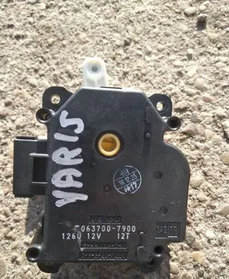 Toyota Yaris A/C air flow flap actuator/motor 0637007900