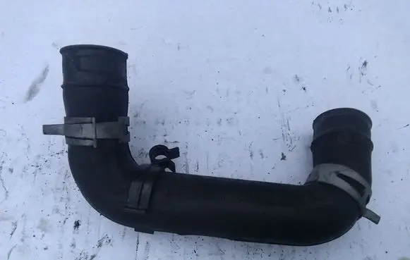 Ford Focus Breather/breather pipe/hose 4M5Q6K666AA
