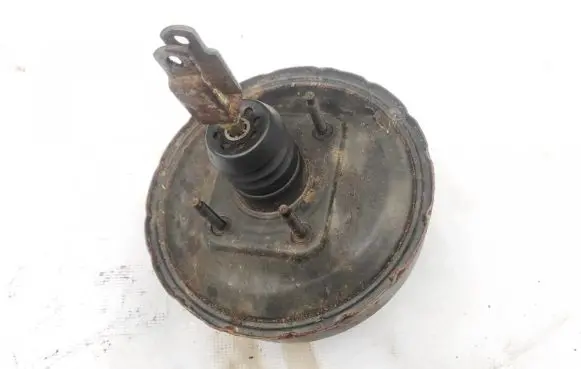 Mazda 323 F Brake booster 85204701 852-04701