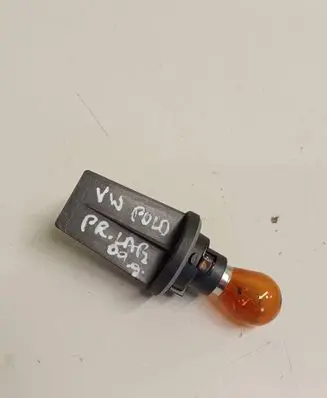 Volkswagen Polo IV 9N3 Headlight/headlamp bulb 15620100