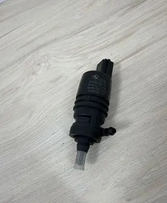BMW X3 F25 Windscreen/windshield washer pump 6934160 10833217 3095102