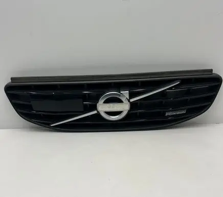 Volvo XC60 Front bumper upper radiator grill 31333833 31333841