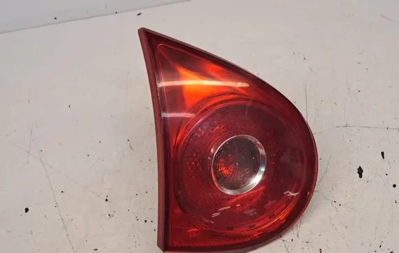 Volkswagen Golf V Tailgate rear/tail lights 285001
