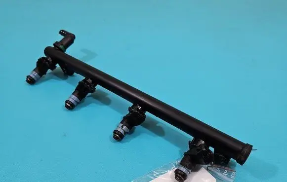Fuel injector