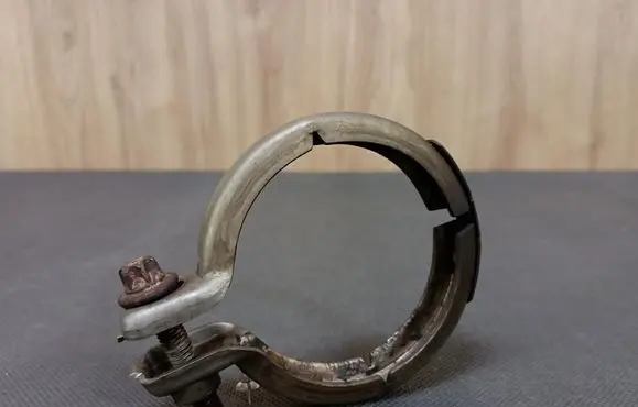 Mercedes-Benz B W246 W242 Muffler pipe connector clamp 2034900641 A2034900641