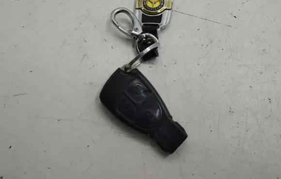 Mercedes-Benz ML W164 Ignition key/card 