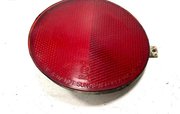 Rear tail light reflector