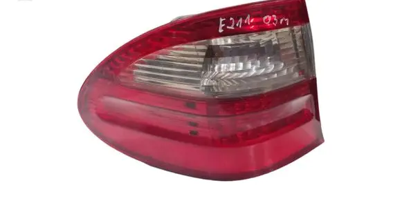 Mercedes-Benz E W211 Rear/tail lights A2118201564
