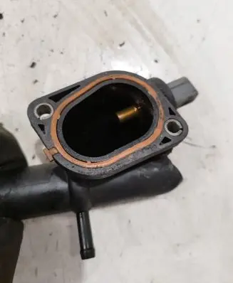Audi A4 S4 B8 8K Engine coolant pipe/hose 03L121132A