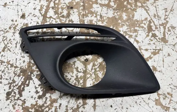 Volvo XC60 Front fog light trim/grill 30763418