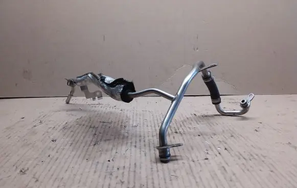 Coolant pipe/hose
