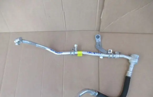 Alfa Romeo Giulietta Air conditioning (A/C) pipe/hose 50532280