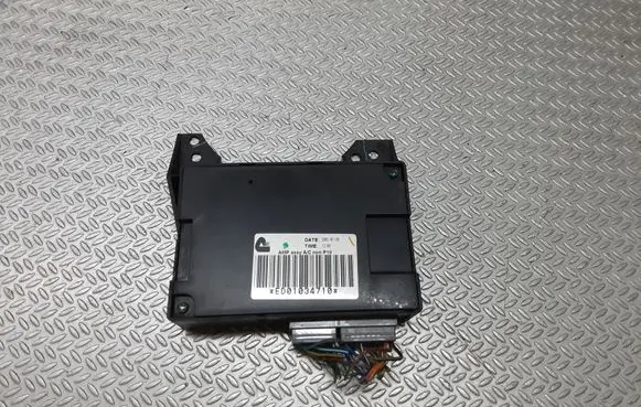 Nissan Primera Air conditioning/heating control unit ED01034710