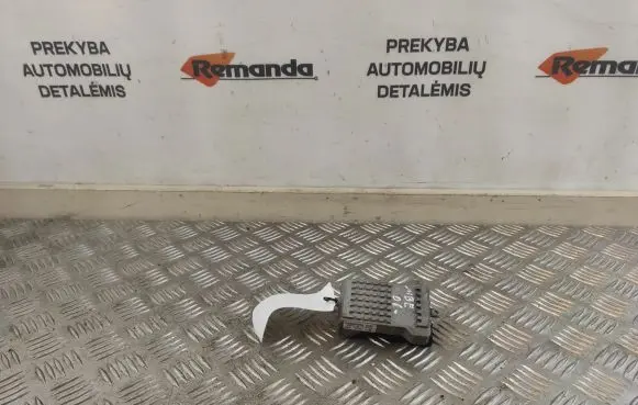 Mercedes-Benz E W211 Heater blower motor/fan resistor A2308210251