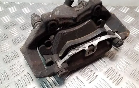 Mercedes-Benz E W212 Front brake caliper