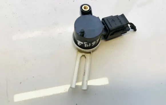 Clutch pedal sensor