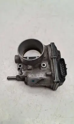 Toyota Auris E180 Throttle valve 220300T110 451876020