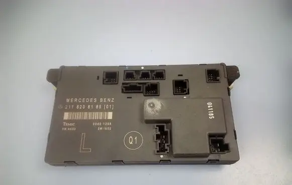 Mercedes-Benz E W211 Door control unit/module A211820818501 00401298