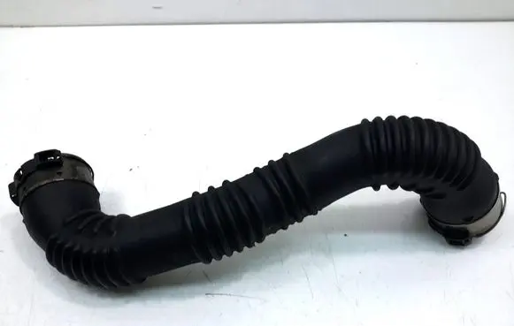 Mercedes-Benz B W246 W242 Intercooler hose/pipe A2465200101