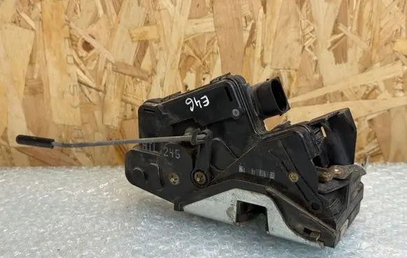 BMW 3 E46 Rear door lock 