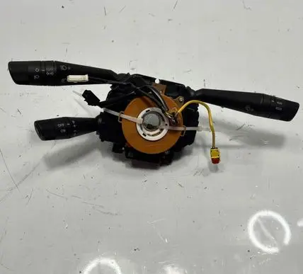 Iveco Daily 6th gen Steering wheel buttons/switches 5801464985