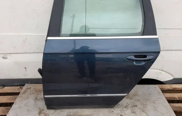Volkswagen PASSAT B6 Rear door B6PAS