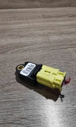 Toyota Yaris Airbag deployment crash/impact sensor 898310H010