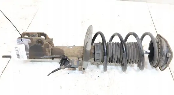 Front shock absorber with coil spring