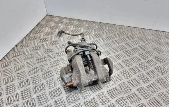 Mercedes-Benz E W212 Rear brake caliper