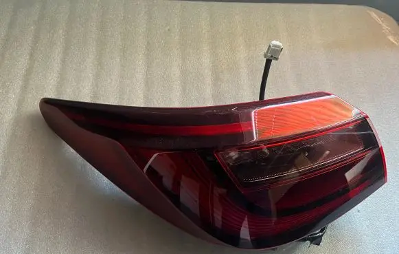 Infiniti Q50 Rear/tail lights