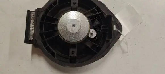 Opel Astra J Rear door speaker
